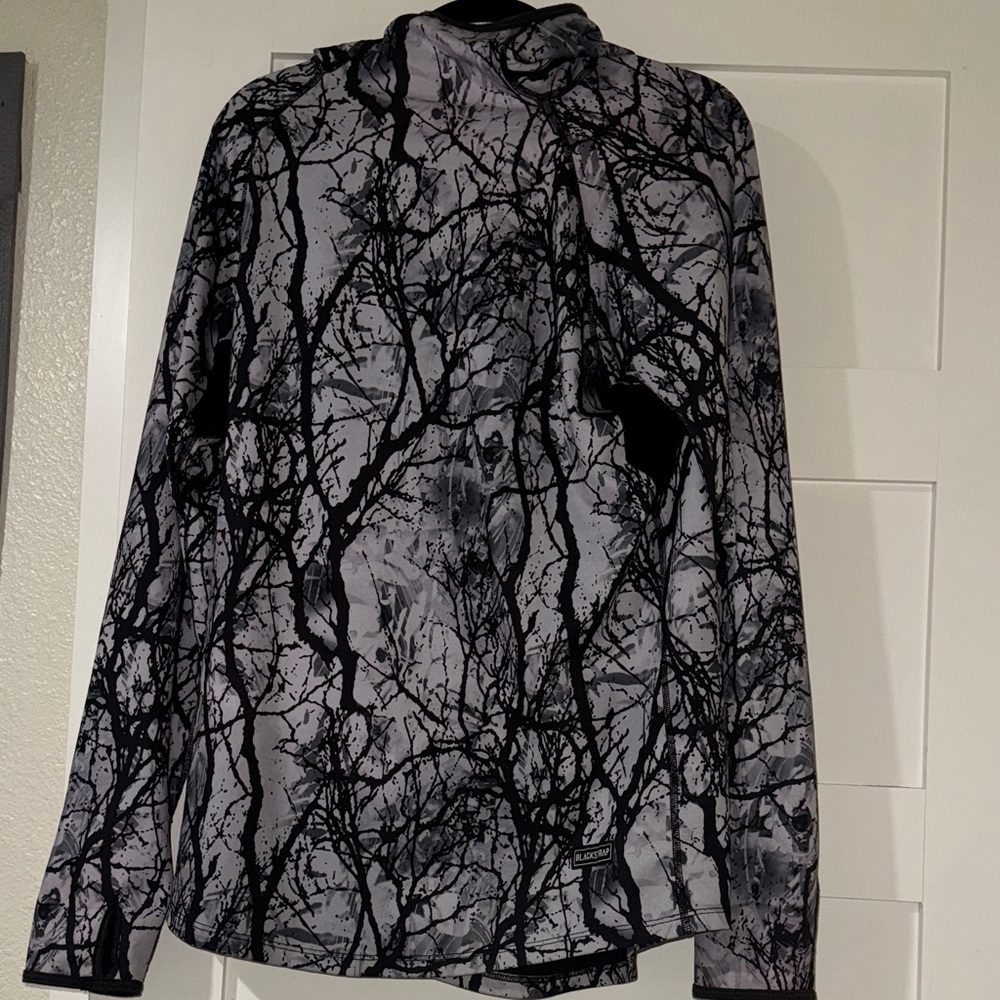 Men's Black and Gray Patterned Shirt